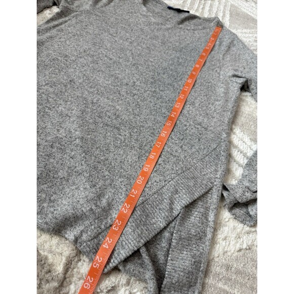 Petite Apt. 9 Sweater Gray Size PM Fuzzy High-Low Tunic New Women’s Long Sleeve - Picture 9 of 10